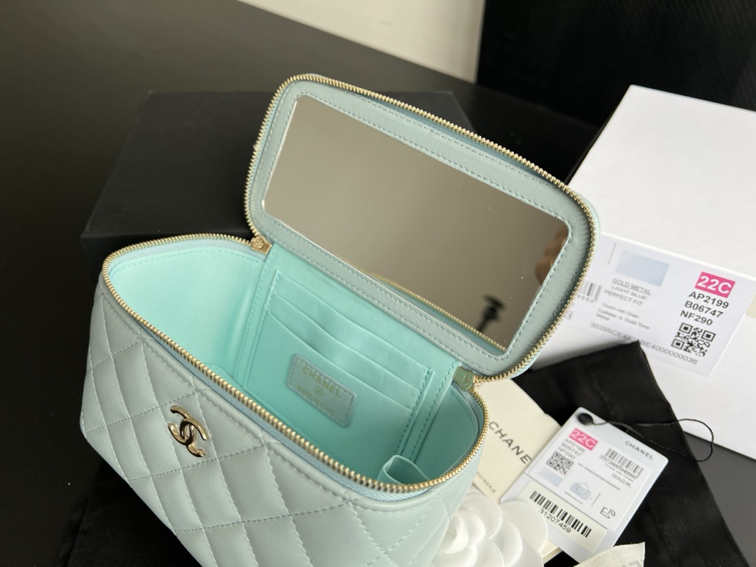 Replica Chanel 22 Cyanine Ap2199 - Image 2
