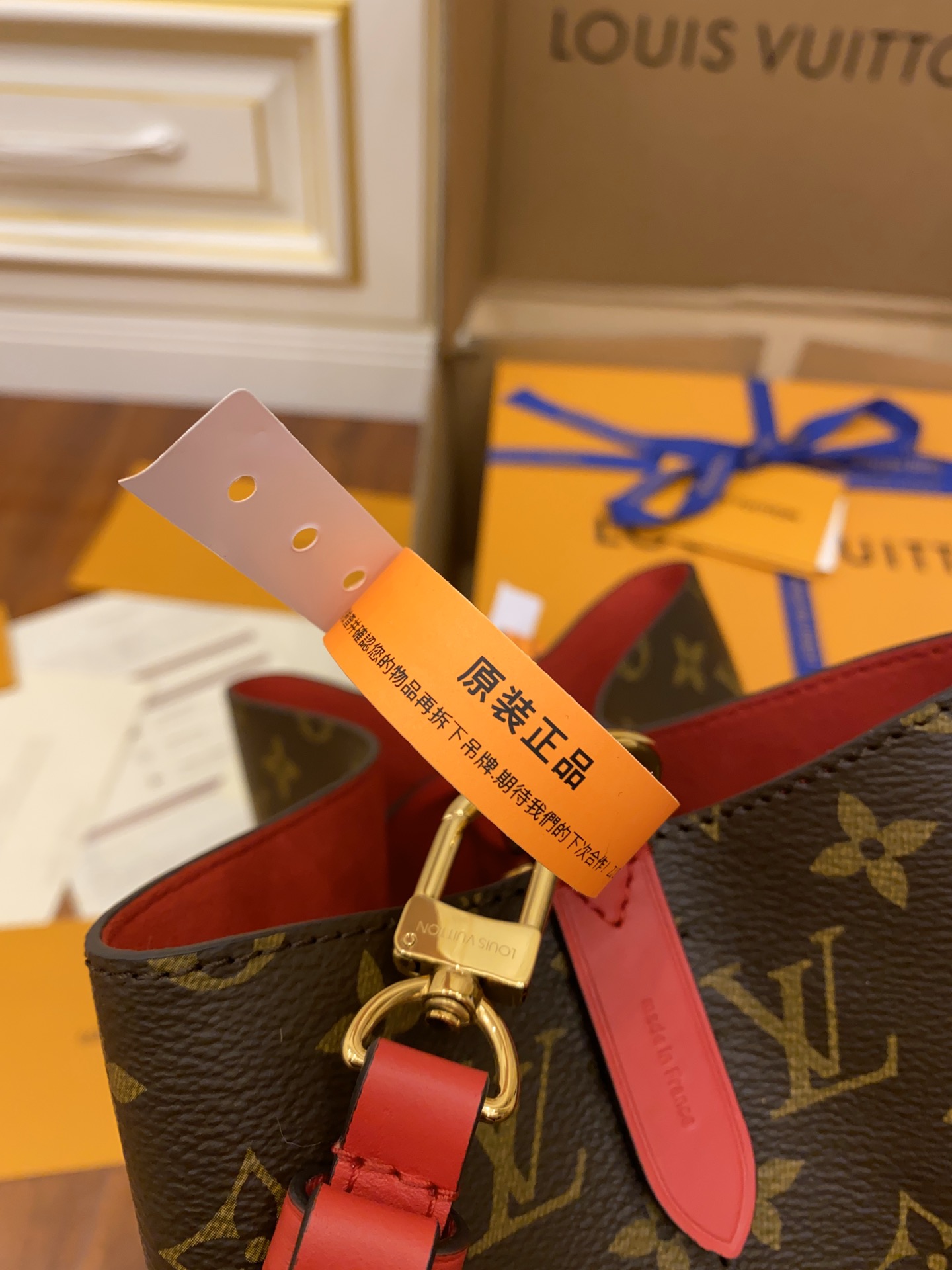 Replica Louis Vuitton Neonoe Mm M44021 - Image 7