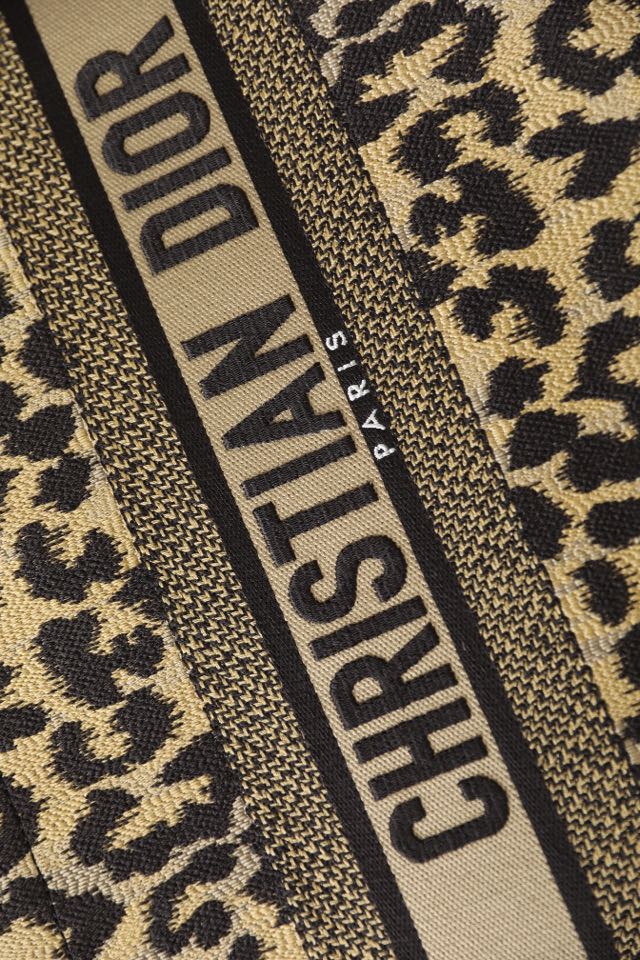 Replica Dior Book Tote Medium Beige Multicolor Mizza Embroidery M1296Zrhm_M918 - Image 7