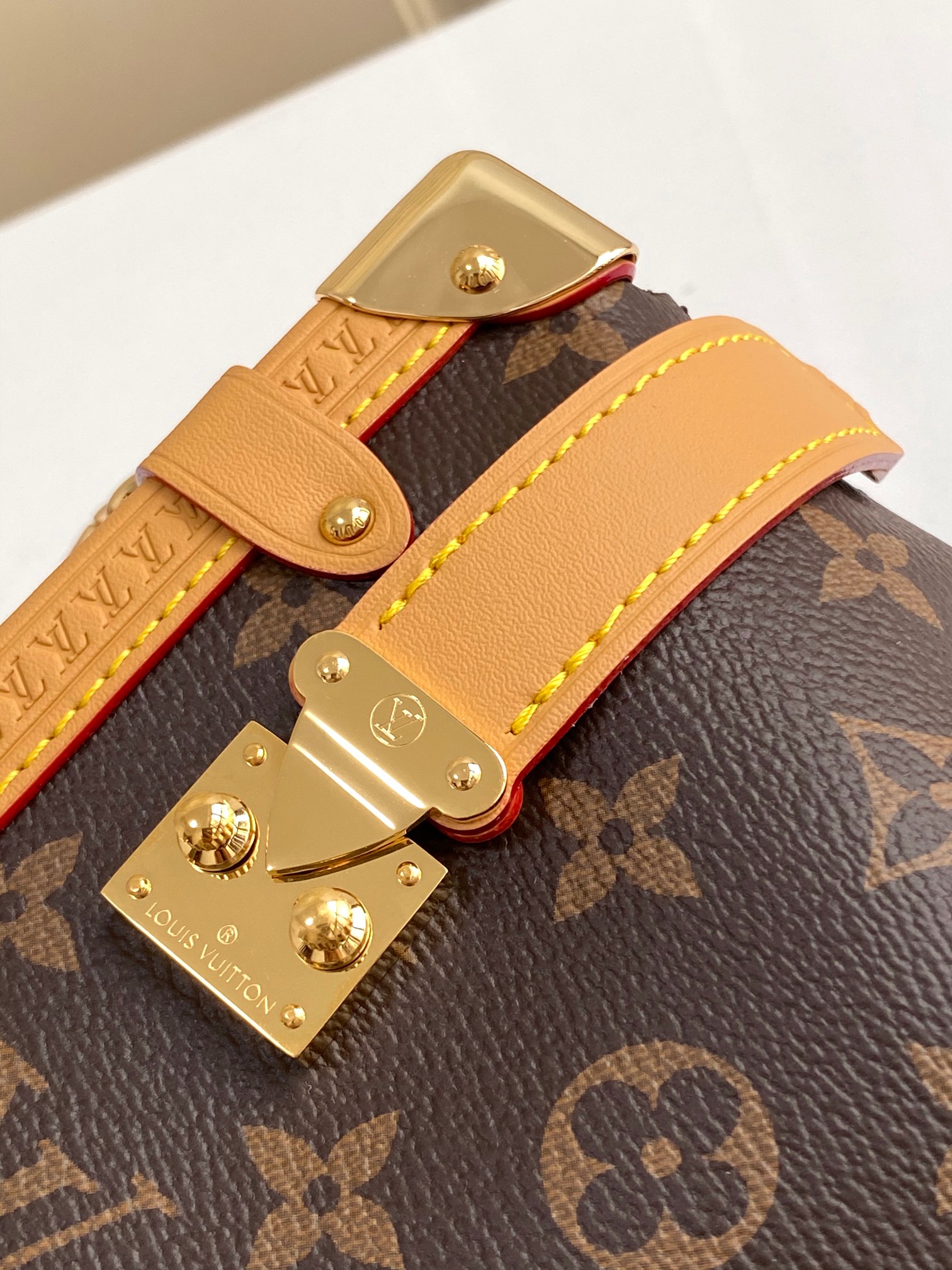 Replica Louis Vuitton Monogram Canvas Side Trunk M46358 - Image 5