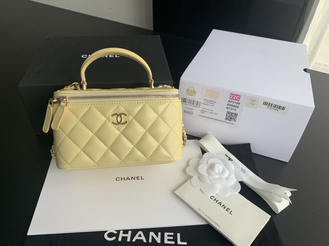 Replica Chanel 22 Yellow Ap2199