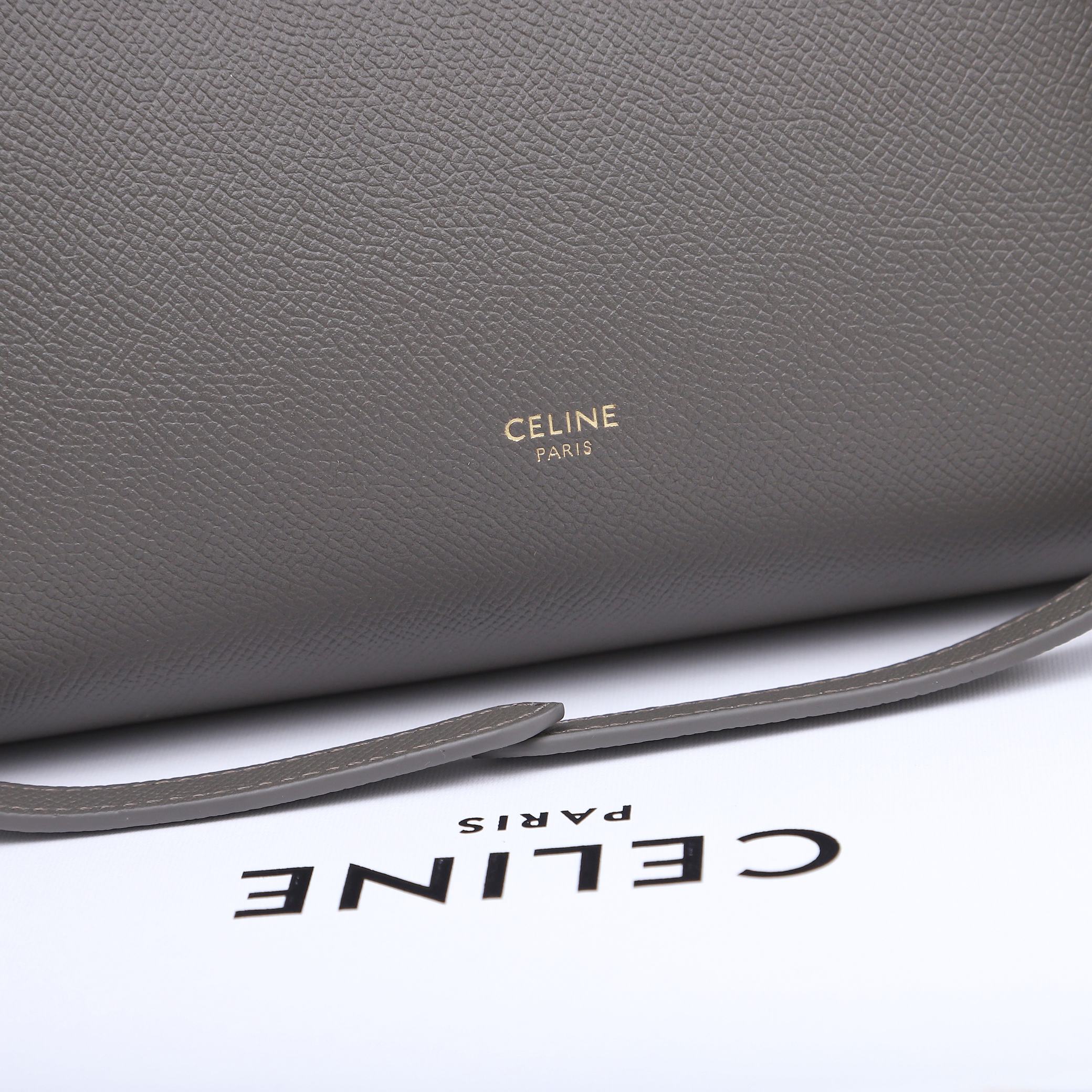 Replica Celine Luggage Handbag In Drummed Calfskin 189023 - Image 3