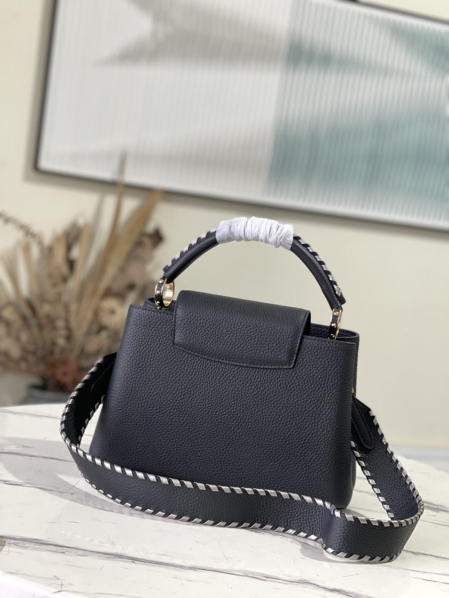 Replica Louis Vuitton Z Capucines Mm M21121 - Image 9