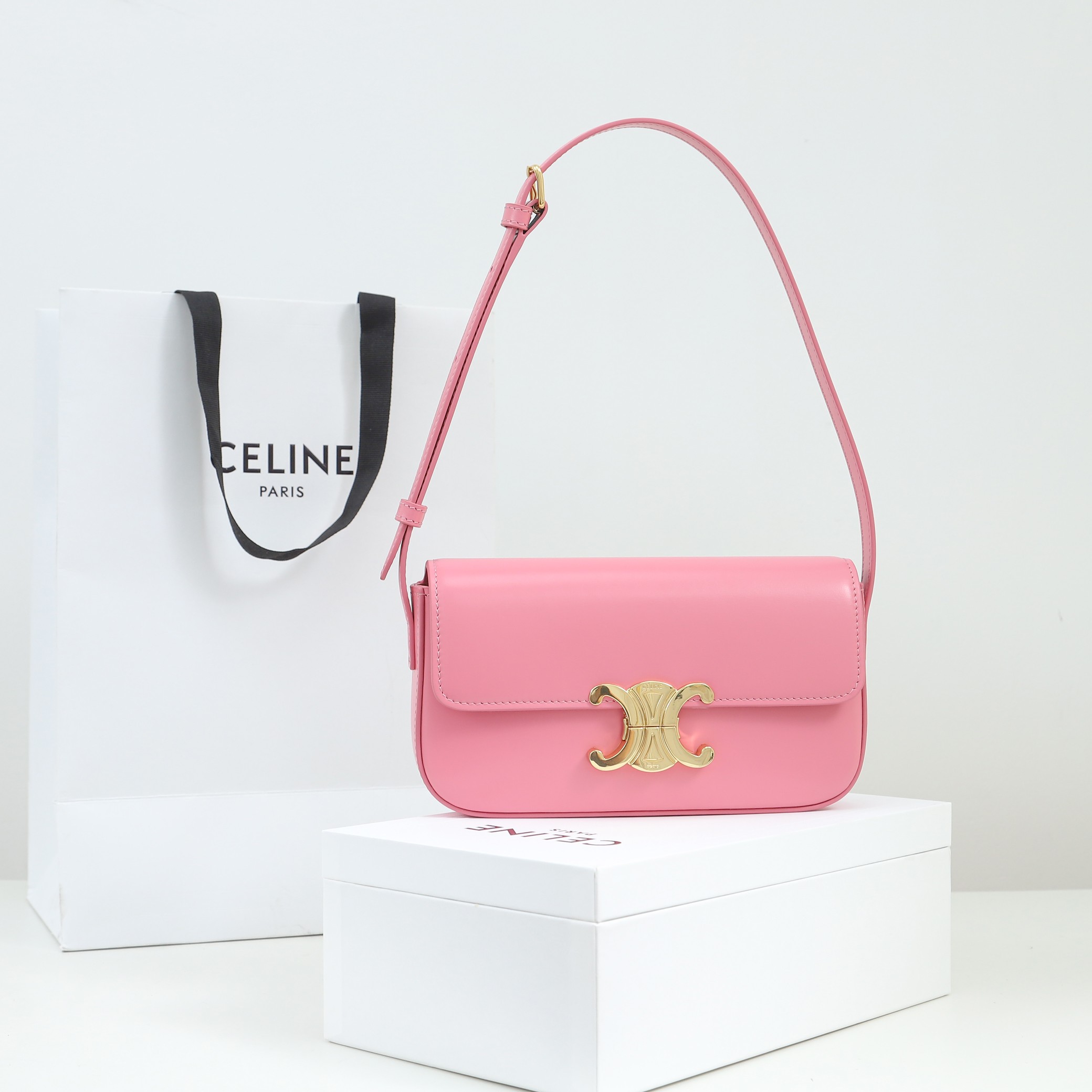 Replica Celine Shoulder Bag Triomphe In Shiny Calfskin Pink