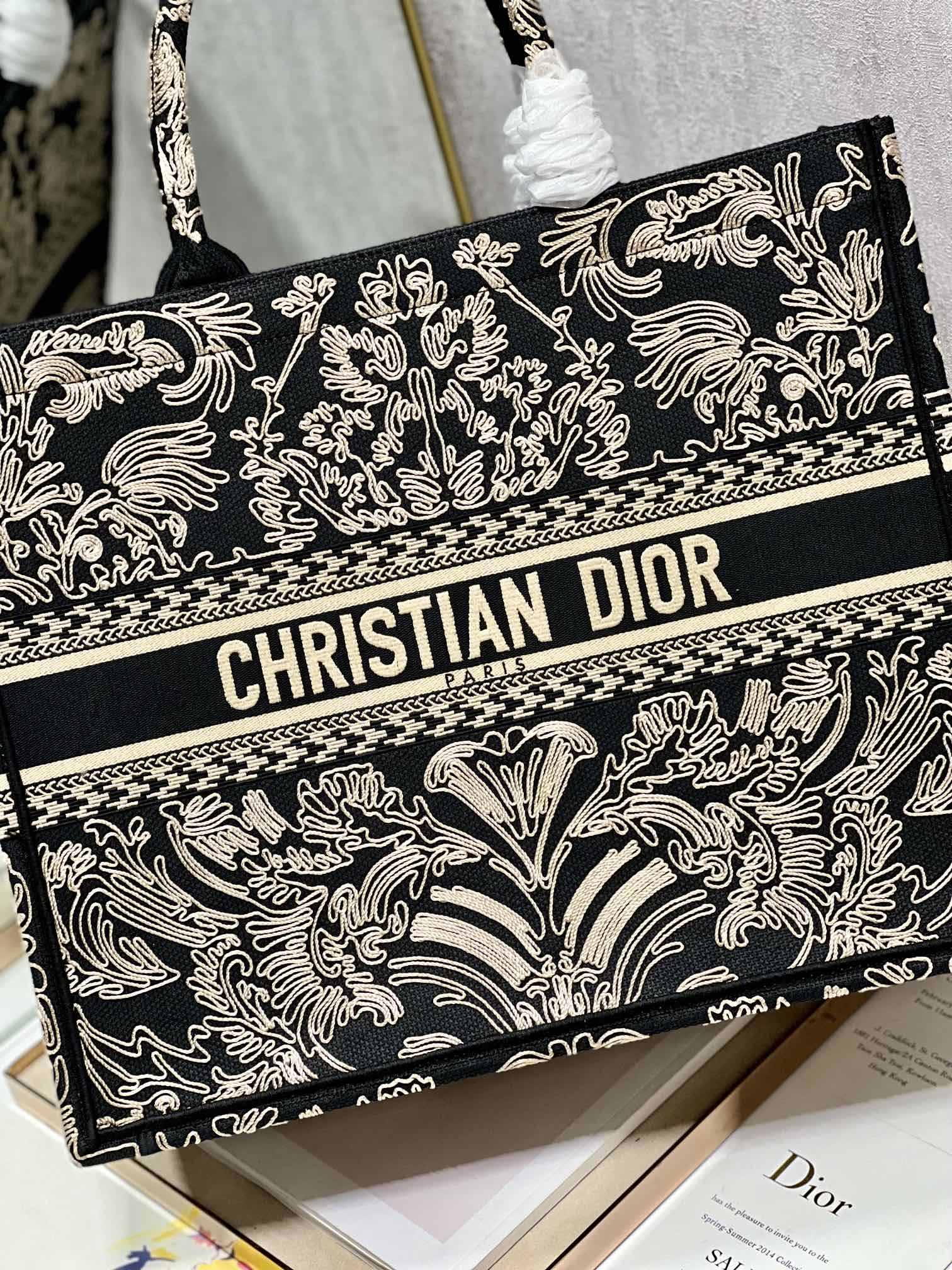 Replica Dior Book Tote Large Black And White Ornamental Cornely-Effect Embroidery M1286Zmdr_M03C - Image 4