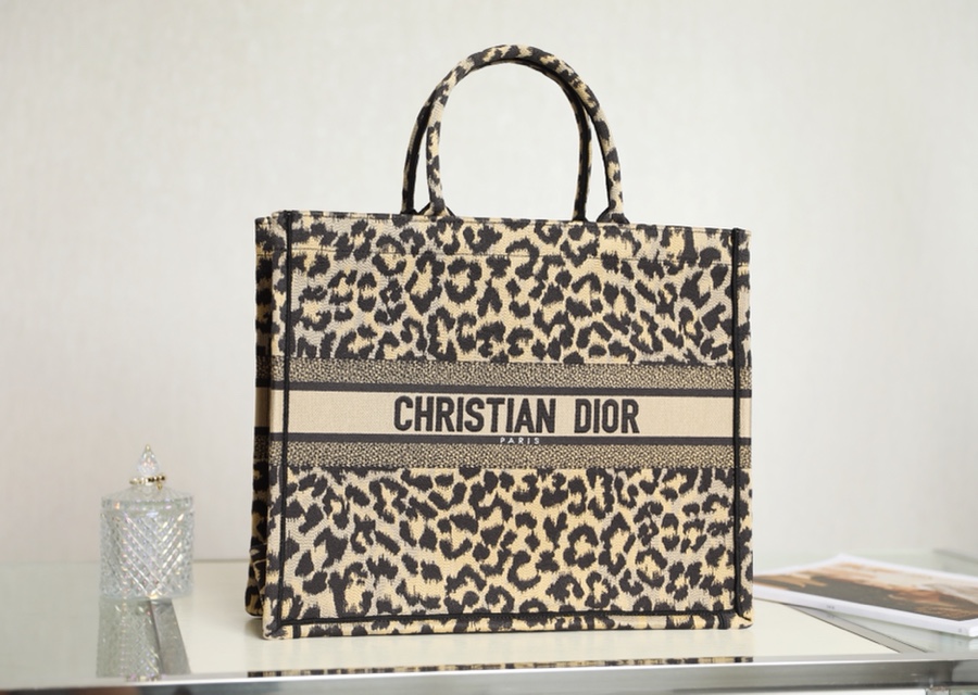 Replica Dior Book Tote Large Beige Multicolor Mizza Embroidery M1286Zrhm_M918