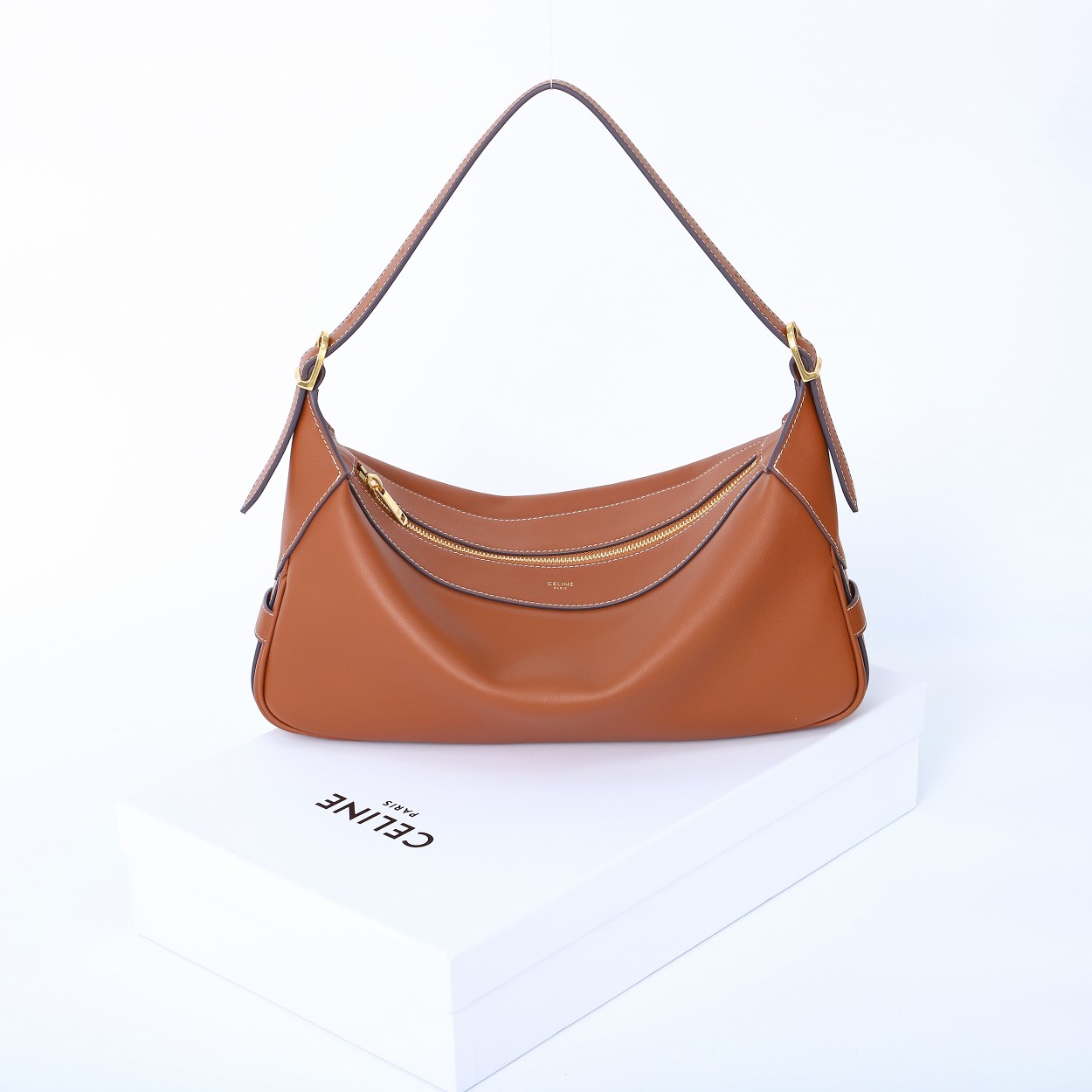 Replica Celine Medium Romy 197443Dpj.04Lu