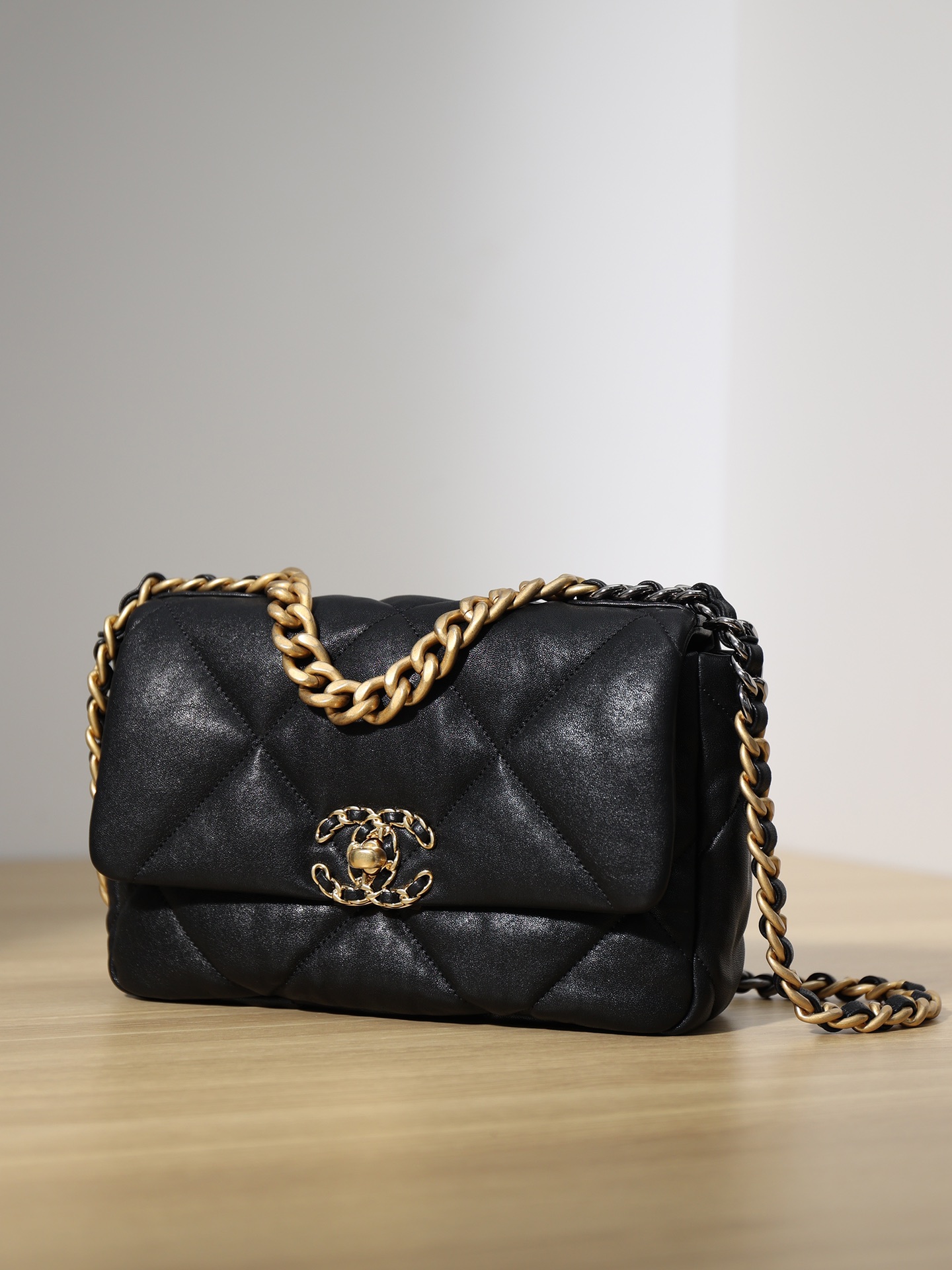 Replica Chanel Cf 19 Black Handbag - Image 7
