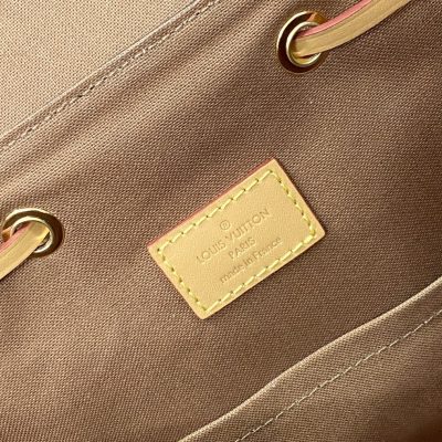 Alternative view of Replica Louis Vuitton Montsouris Pm M45501