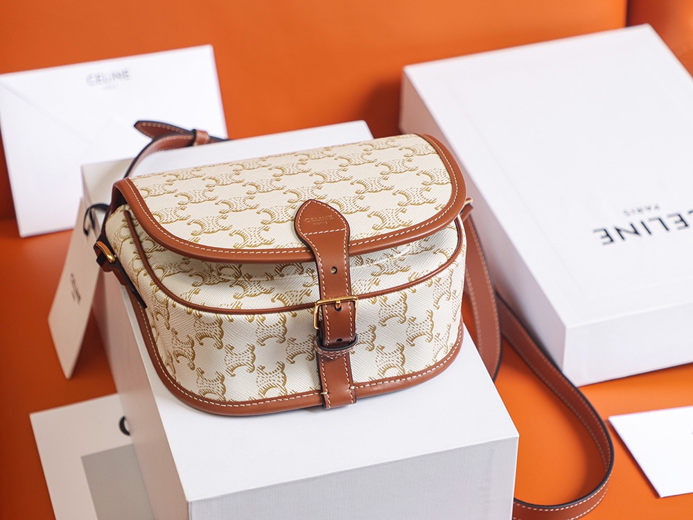 Replica Celine Medium Folco Bag In Triomphe Canvas And Calfskin - Image 5