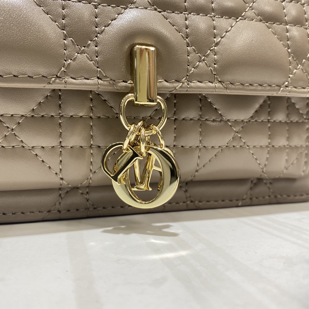 Replica Dior Lady Dior Chain Pouch S0937Onmj_M116 - Image 5