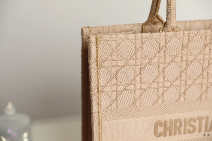 Replica Dior Book Tote Natural Cannage Raffia - Image 8