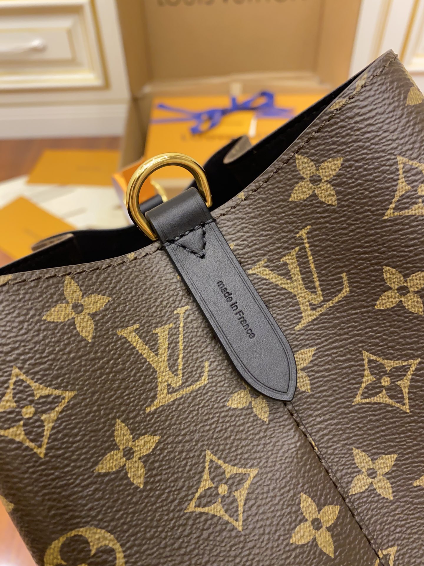Replica Louis Vuitton Neonoe Mm M44020 - Image 5