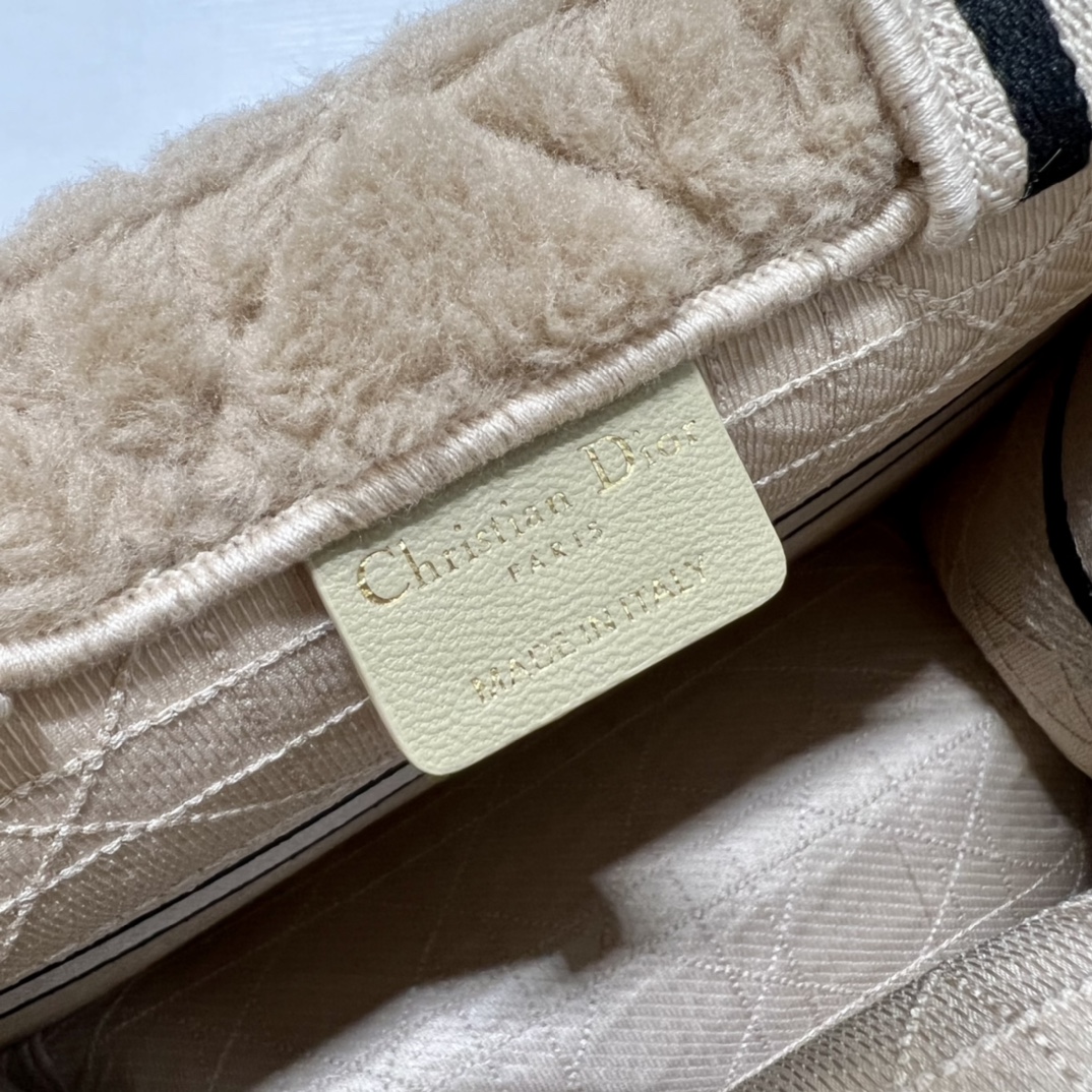 Replica Dior Book Tote Small Beige Cannage Shearling M1265Zmbu_M918 - Image 2