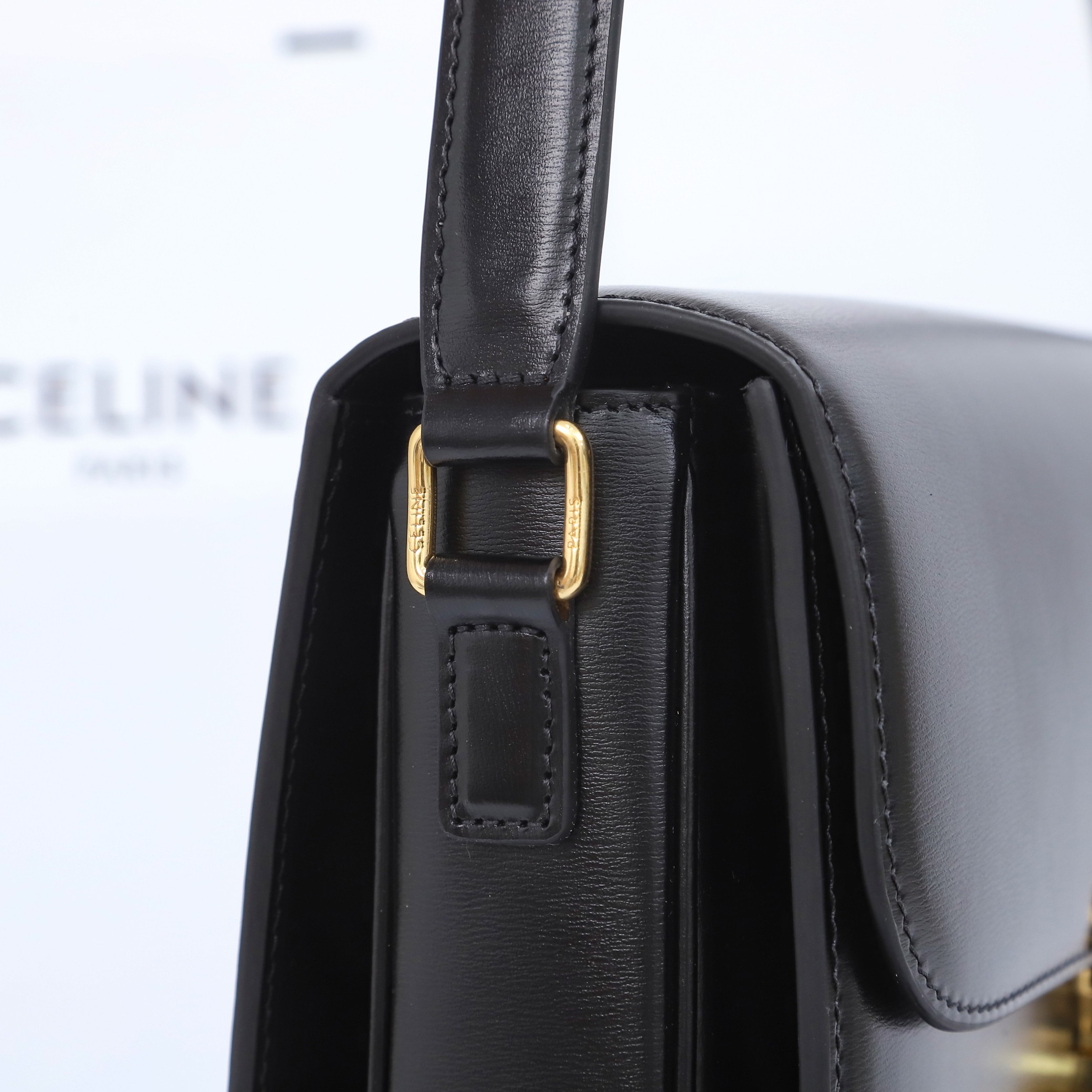 Replica Celine Classique Triomphe Bag - Image 5