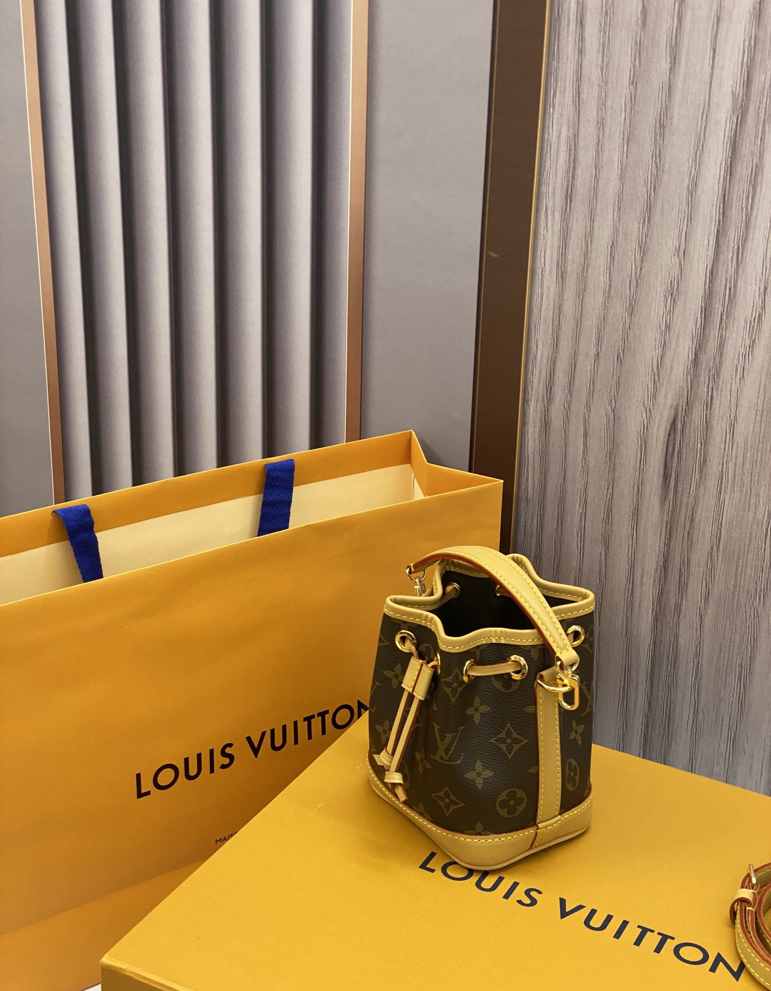 Replica Louis Vuitton Monogram Nano Noé M81266 - Image 6