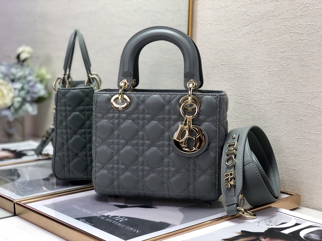 Replica Dior Medium Lady Dior Bag Cloud Blue Patent Cannage Calfskin M0565Owcb_M81B - Image 9