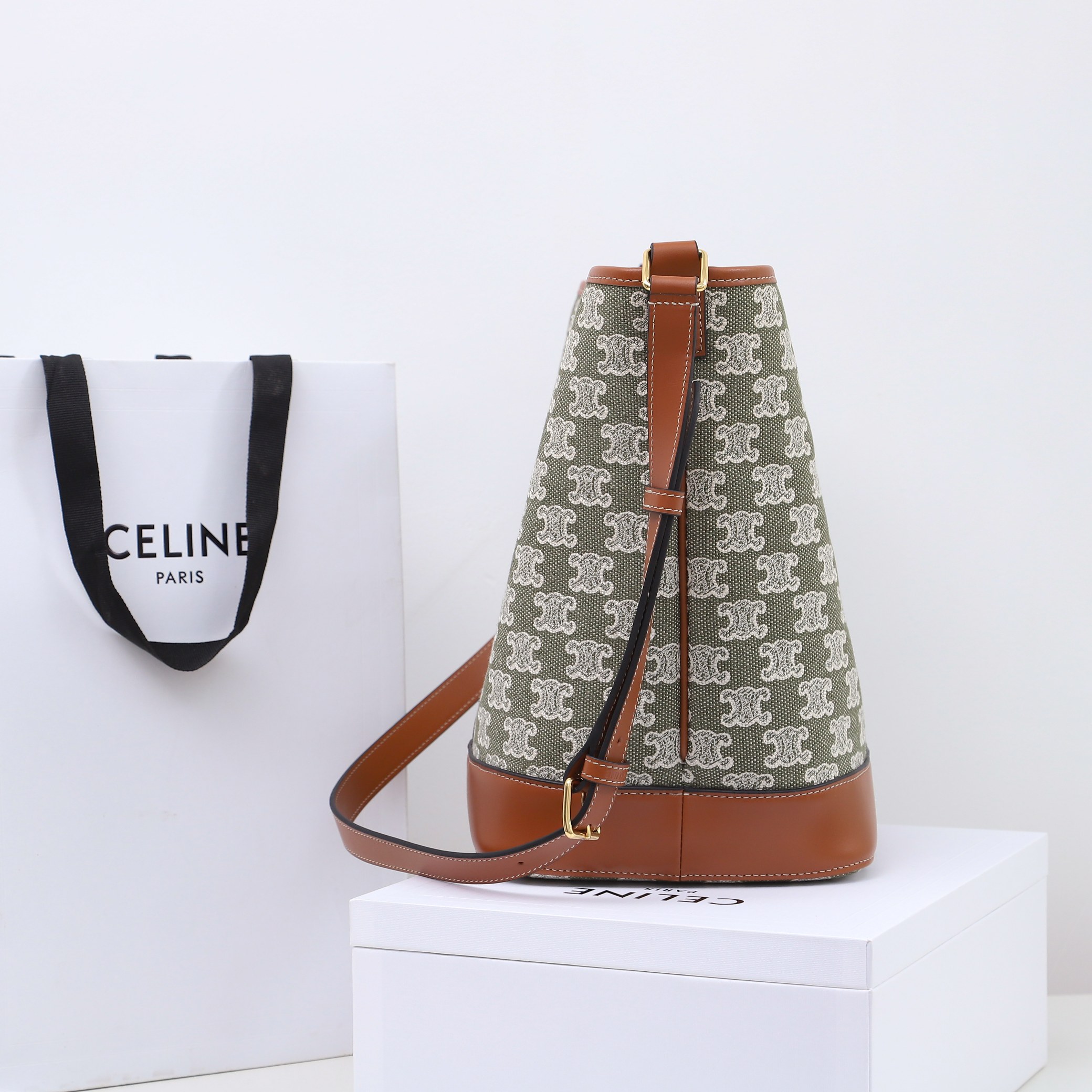 Replica Celine Medium Bucket In Triomphe - Image 6