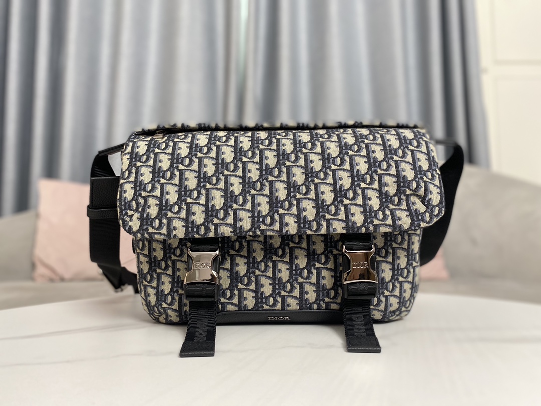 Replica Dior Explorer Messenger Bag 1Esme061Yky_H27E