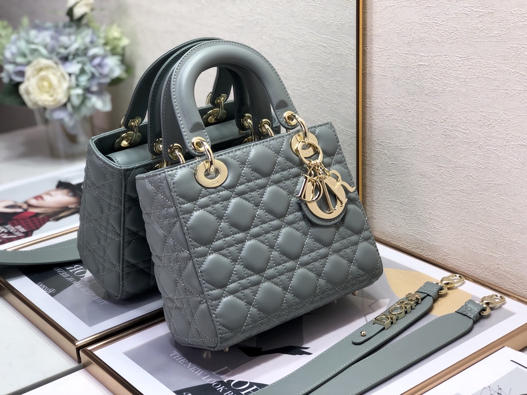 Replica Dior Medium Lady Dior Bag Cloud Blue Patent Cannage Calfskin M0565Owcb_M81B - Image 7