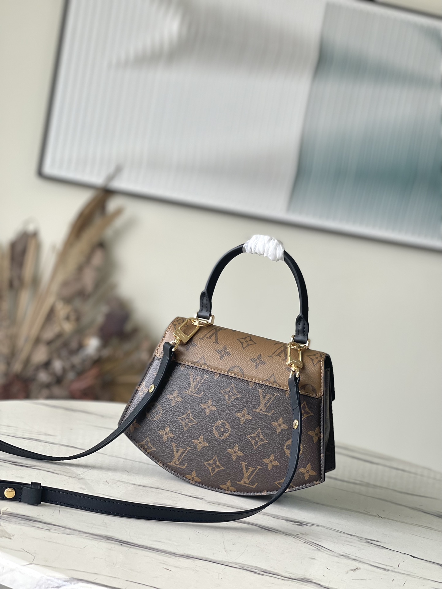 Replica Louis Vuitton Tilsitt M46548 - Image 5
