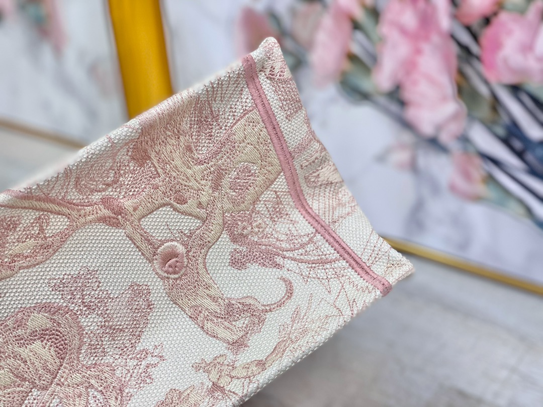 Replica Dior Book Tote Medium Pink Toile De Jouy Embroidery M1286Ztdt_M956 - Image 4