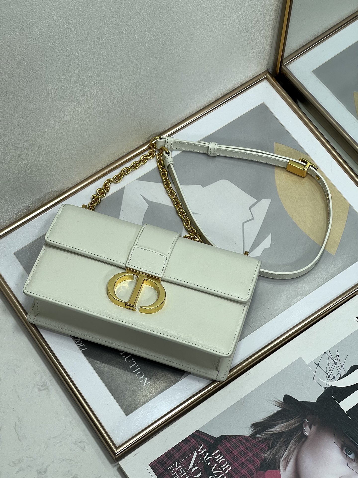 Replica Dior 30 Montaigne Bag White Box Calfskin S2110Umos_M991 - Image 5