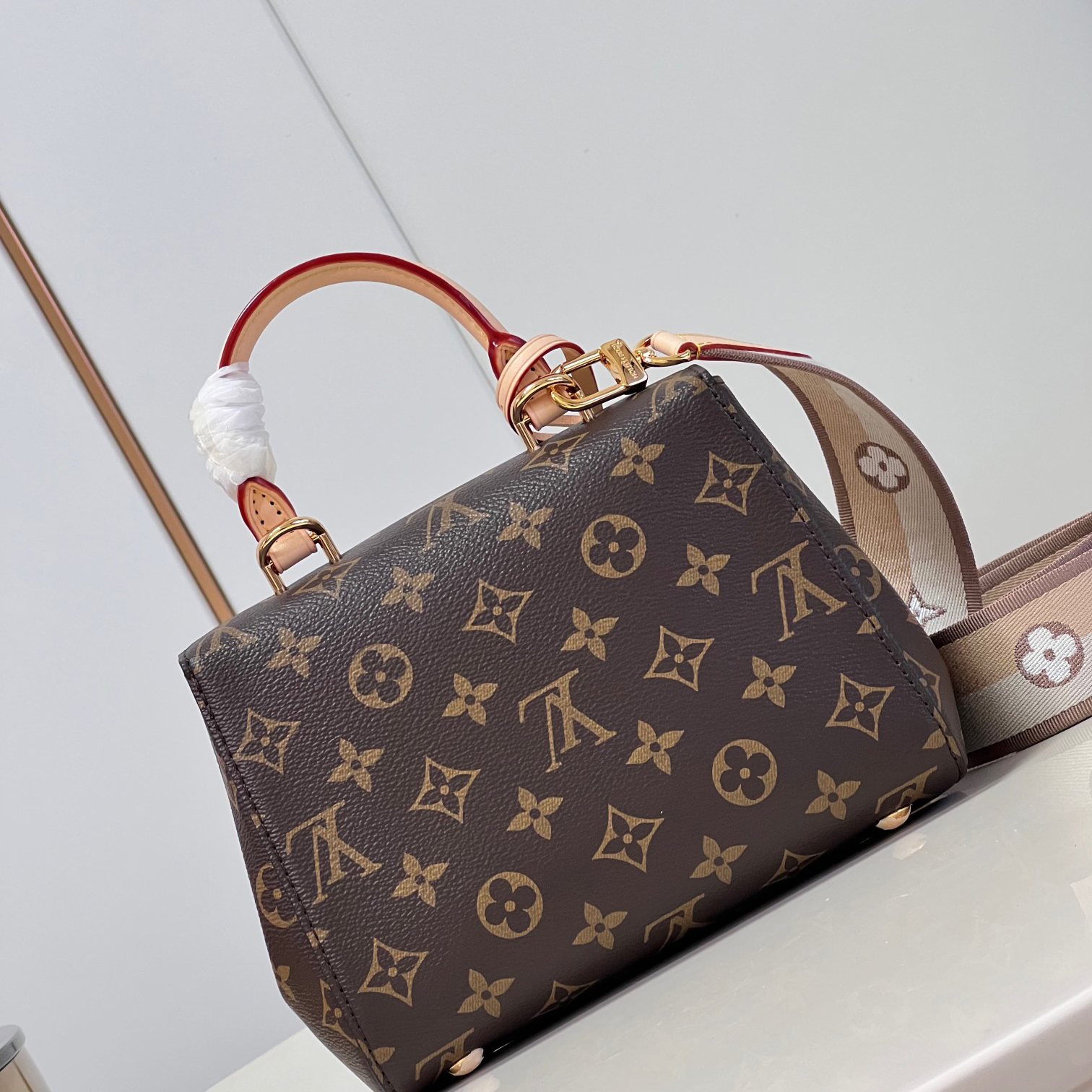 Replica Louis Vuitton Cluny Bb M46055 - Image 8