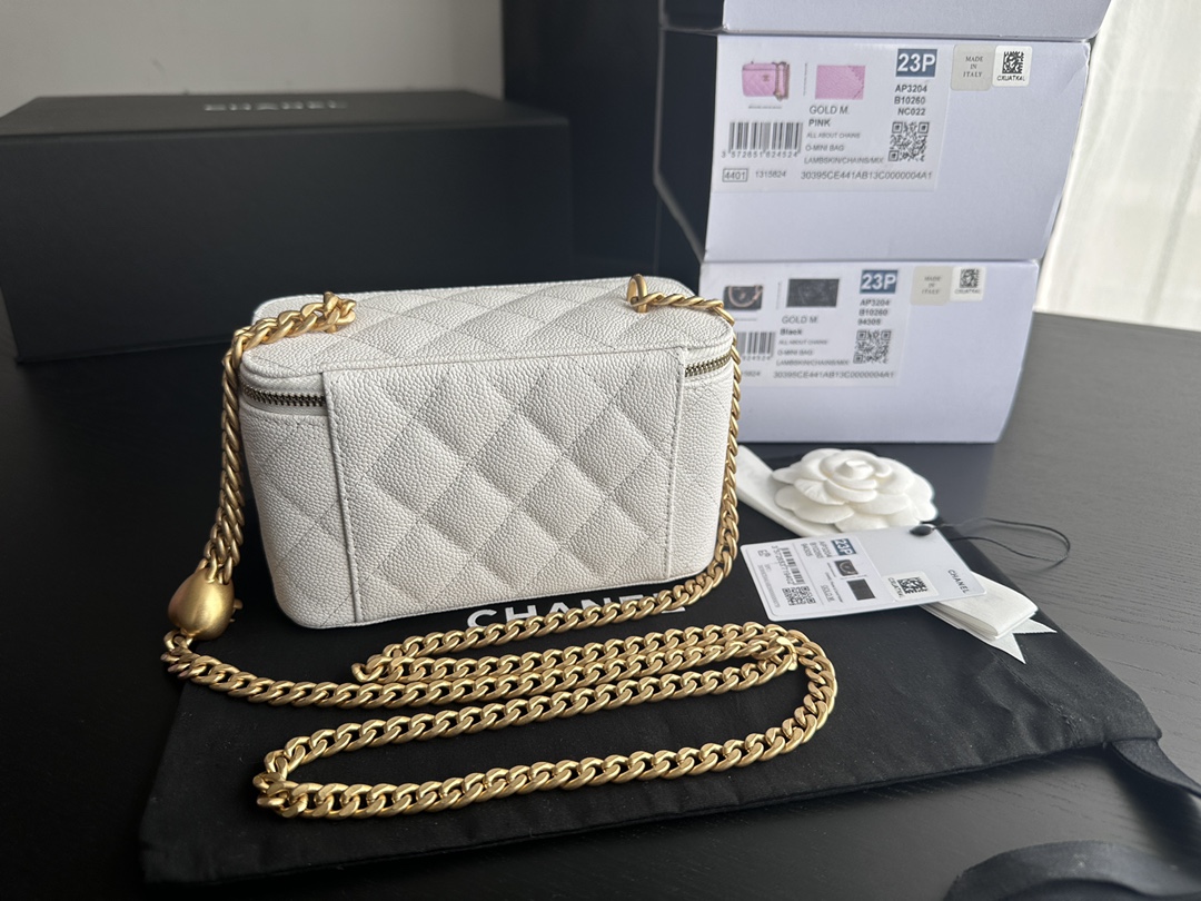 Replica Chanel Vanity Case White Ap3204 - Image 4