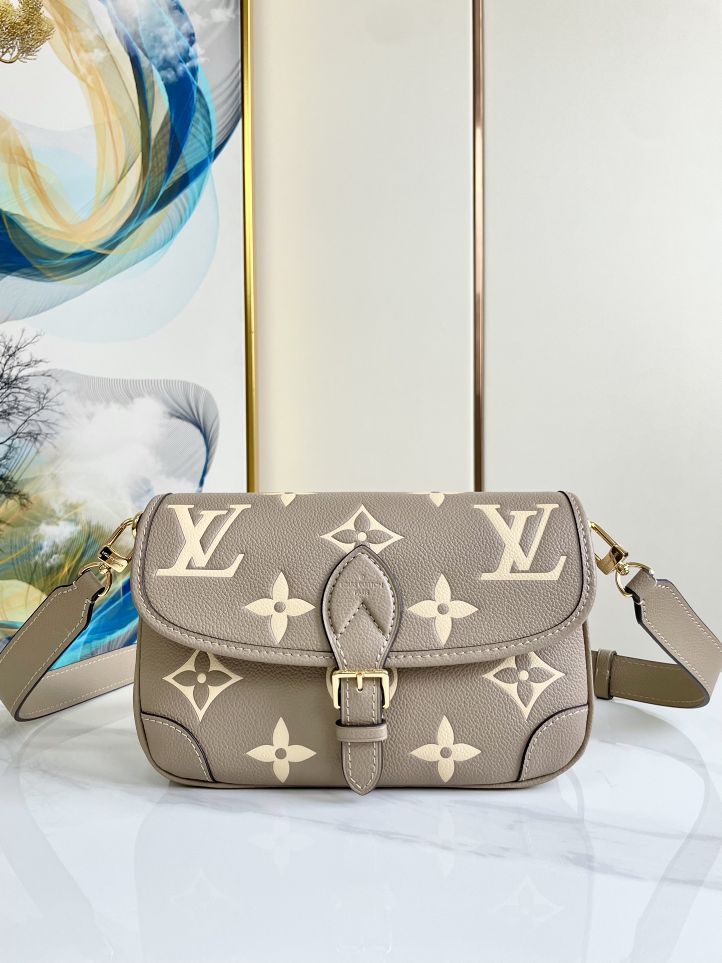 Replica Louis Vuitton Diane M46583
