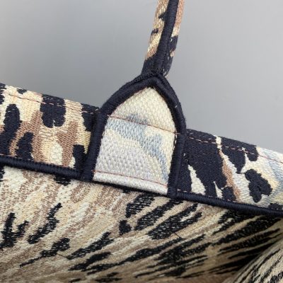 Alternative view of Replica Dior Book Tote Dior Rnave D'Infini Embroidery