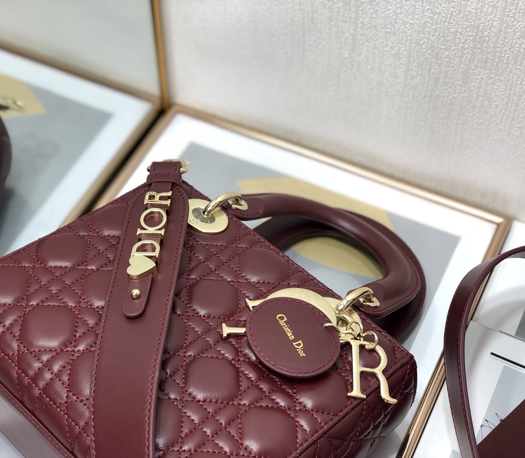 Replica Dior Medium Lady Dior Bag Cherry Red Patent Cannage Calfskin M0565Owcb_M323 - Image 4