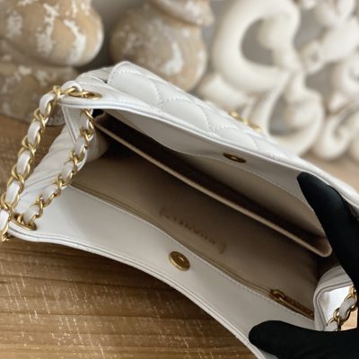 Alternative view of Replica Chanel Cf Mini 3690 White