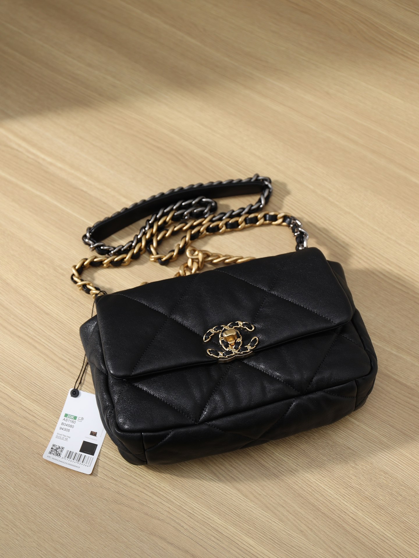 Replica Chanel Cf 19 Black Handbag - Image 9