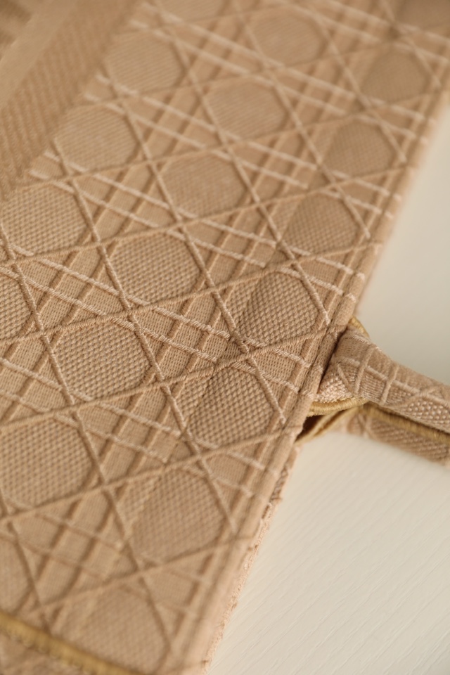 Replica Dior Book Tote Natural Cannage Raffia - Image 5