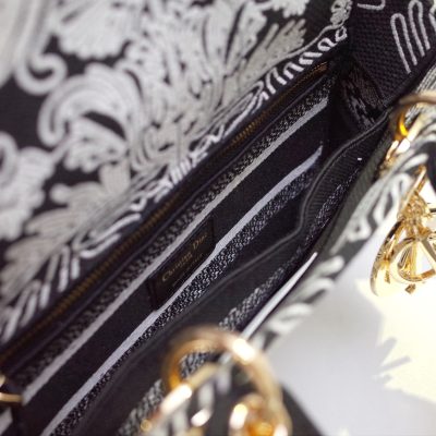 Alternative view of Replica Dior Medium Lady D-Lite Bag M0565Omdv_M993
