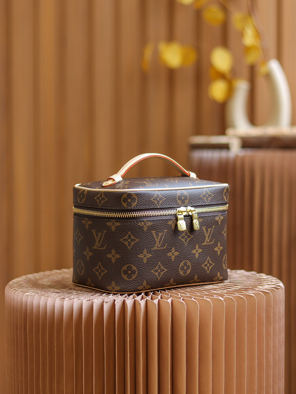 Replica Louis Vuitton Nice Mini Toiletry Pouch M44495 - Image 7