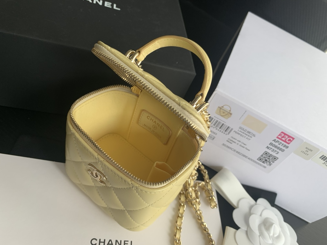Replica Chanel 22 Yellow Ap2198 - Image 9