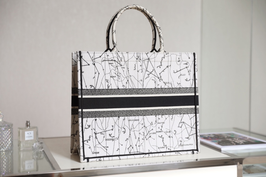 Replica Dior Book Tote Pink Toile De Jouy Embroidery - Image 5