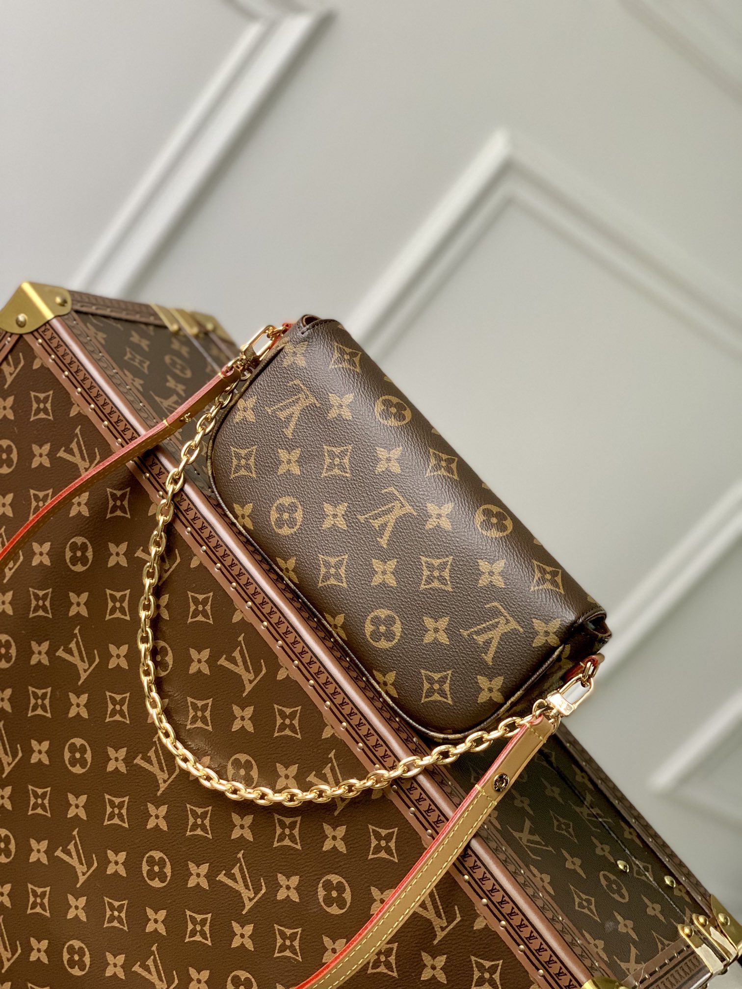 Replica Louis Vuitton Wallet On Chain Ivy M81911 - Image 6