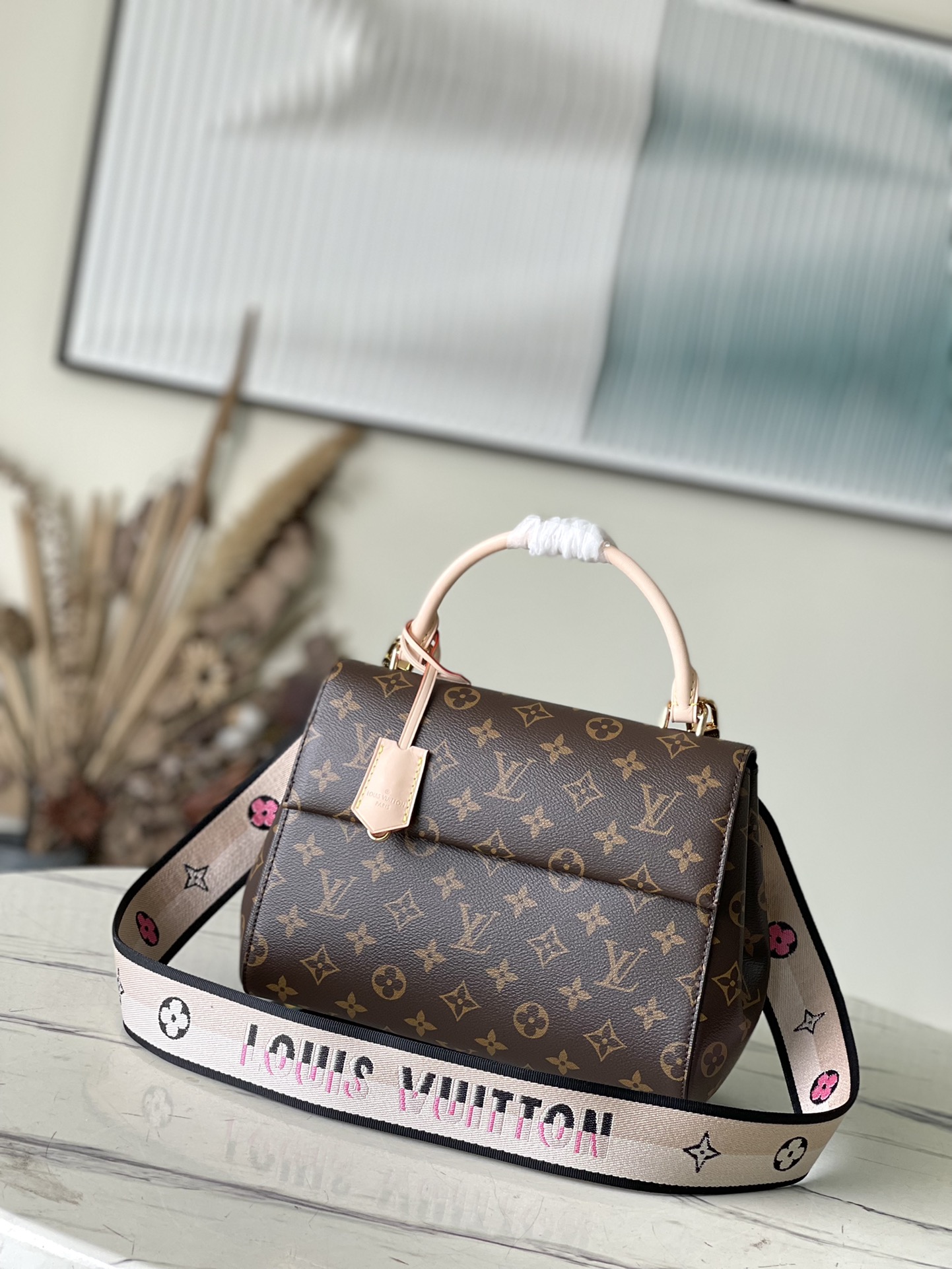 Replica Louis Vuitton Cluny Bb M46372