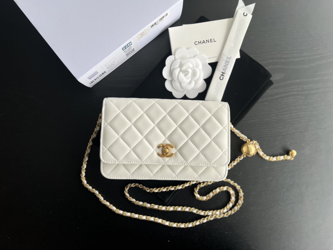 Replica Chanel Wallet On Chain