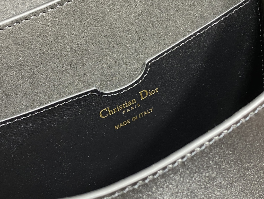Replica Dior Large Bobby Bag Black Box Calfskin With Blue Dior Oblique Embroidered Strap M9320Ubby_M911 - Image 9