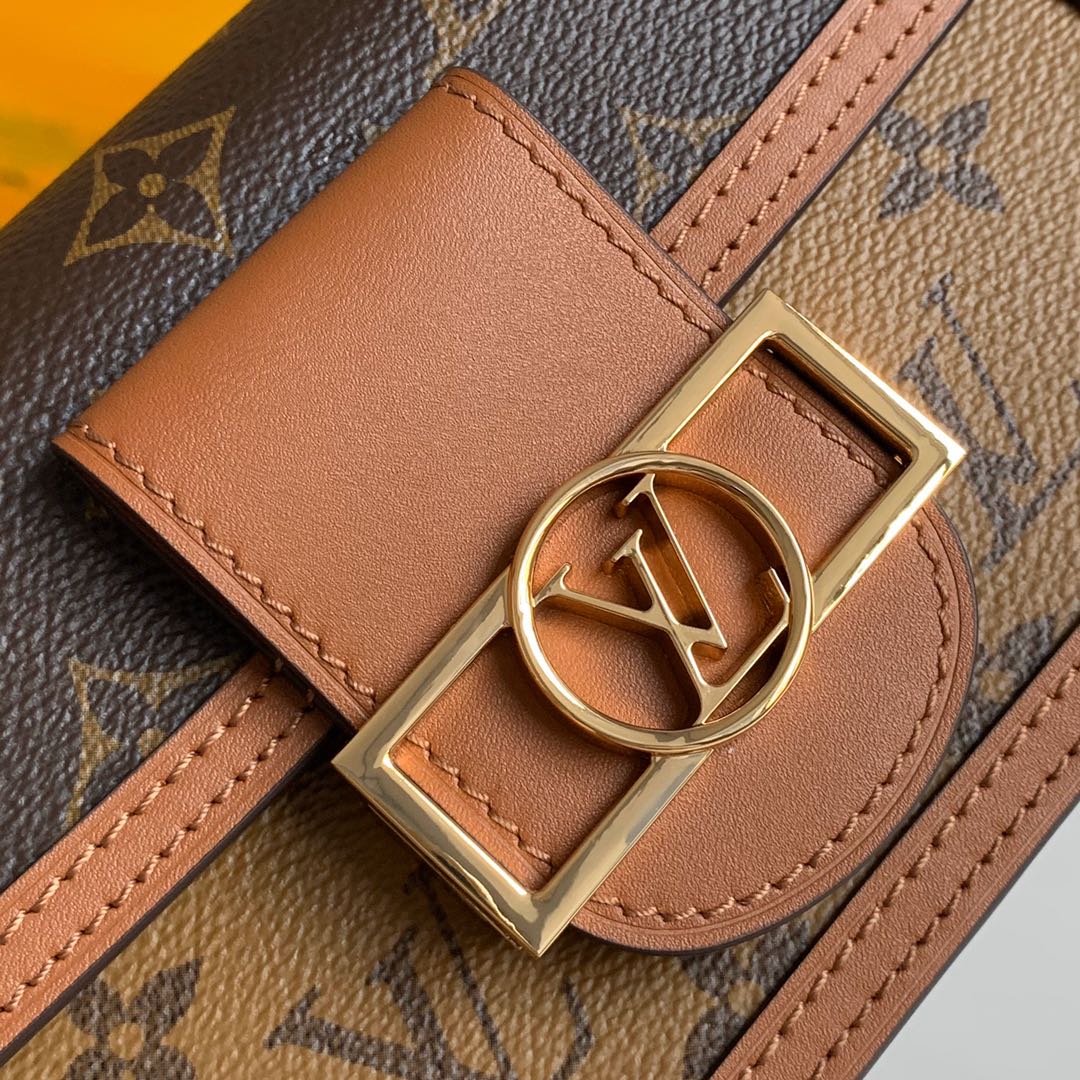 Replica Louis Vuitton Dauphine Chain Wallet M68746 - Image 8
