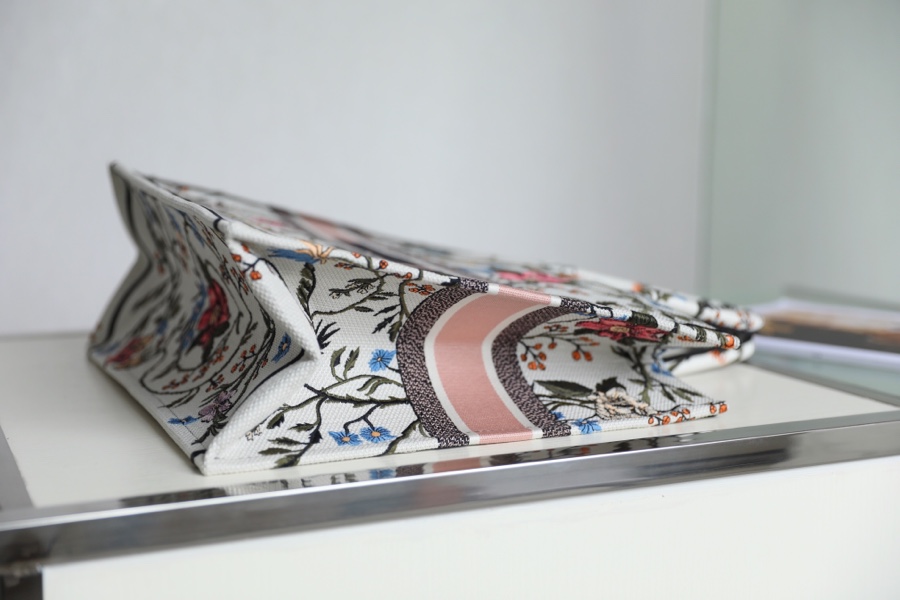 Replica Dior Book Tote White Multicolor Dior Petites Fleurs Embroidery - Image 8
