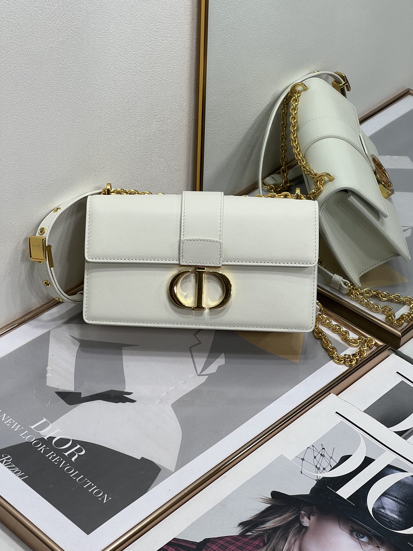 Replica Dior 30 Montaigne Bag White Box Calfskin S2110Umos_M991 - Image 8
