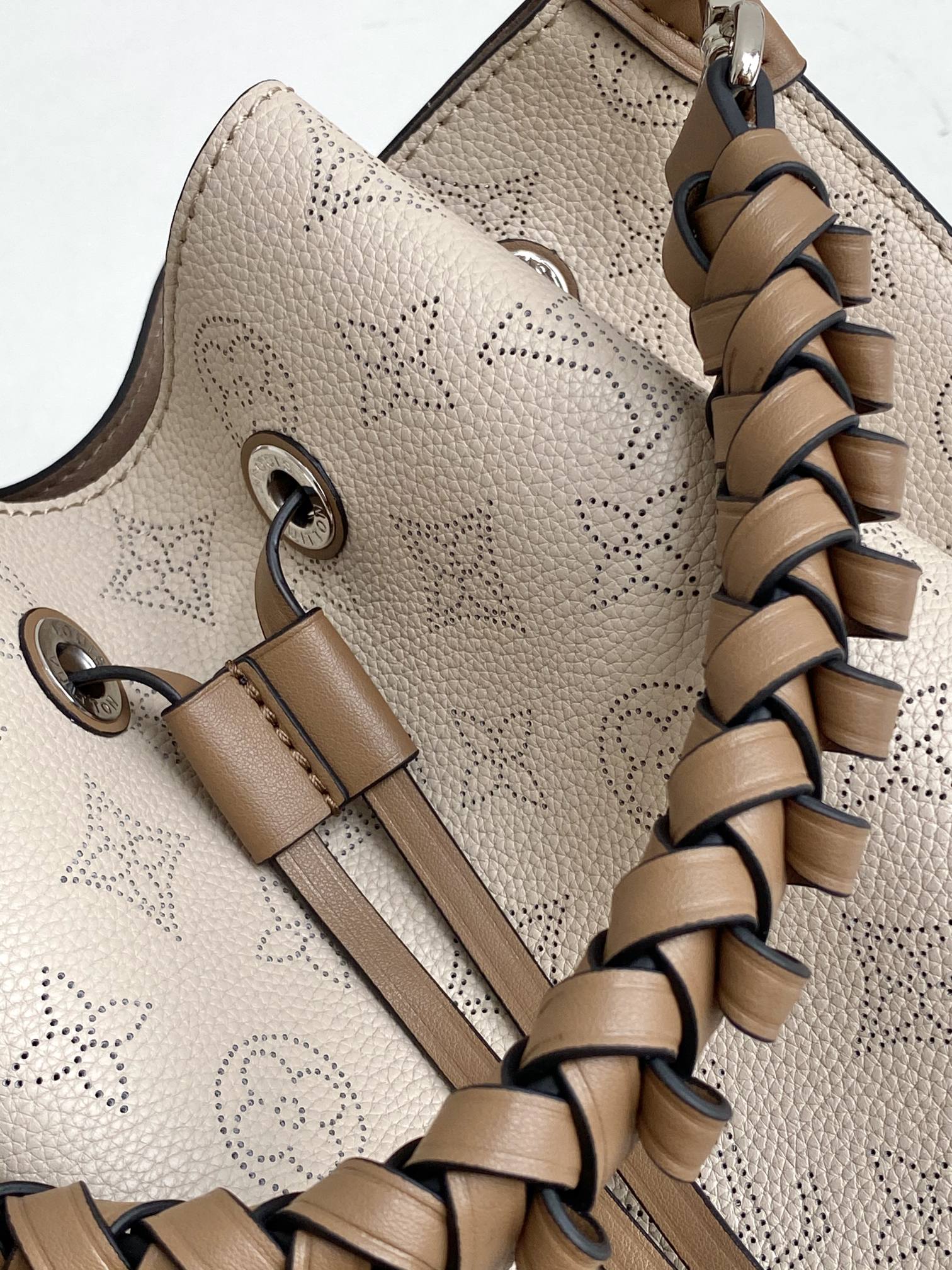 Replica Louis Vuitton Muria M55799 - Image 6