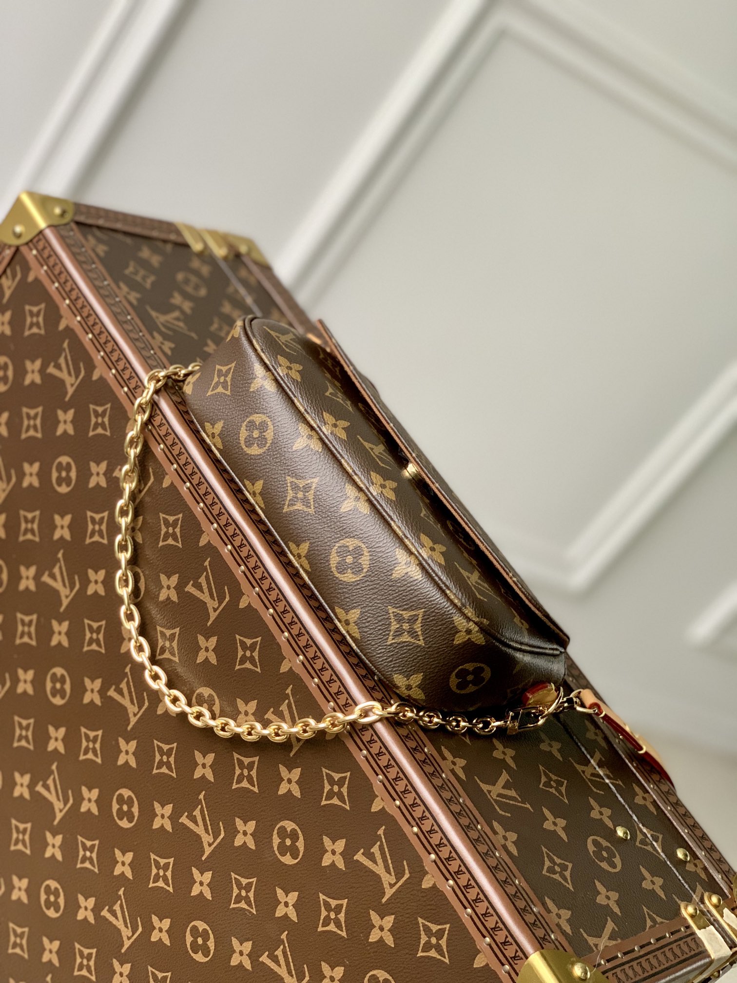 Replica Louis Vuitton Wallet On Chain Ivy M81911 - Image 7