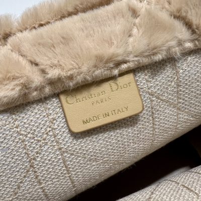 Alternative view of Replica Dior Book Tote Large Beige Cannage Shearling M1286Zmbu_M918
