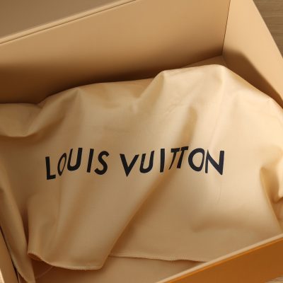 Alternative view of Replica Louis Vuitton 1:1 Gift Box With Dust Bags And Original Box